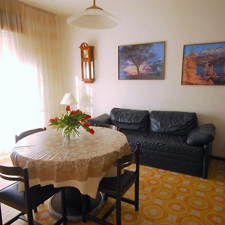 Villa Clara Lignano Sabbiadoro Exterior foto